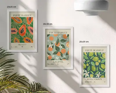 Billedvæg med vintage plakater af frugtmønstre
