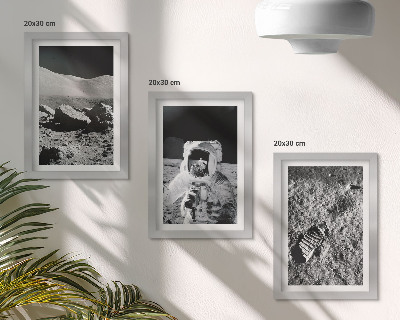 Moderne billedsæt Månebilleder med astronaut og fodspor