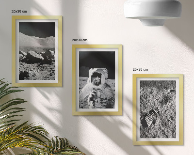Moderne billedsæt Månebilleder med astronaut og fodspor