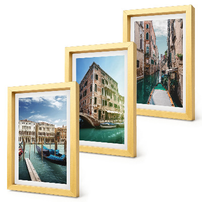 Pakke med billeder og rammer Udsigt over Venedig med kanaler og byarkitektur