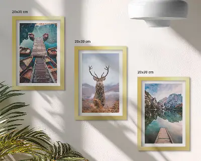 Moderne billedsæt med motiv af sø, både, hjorte og bjerglandskab