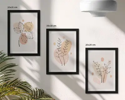 Billedvæg med minimalistiske plantetegninger i pastelfarver