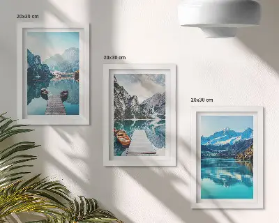 Billedvæg med bjergsøer pakke med rammer og motiver af både og refleksioner i vandet