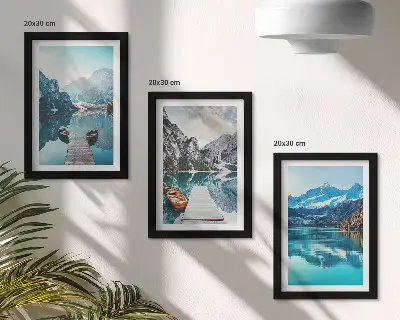 Billedvæg med bjergsøer pakke med rammer og motiver af både og refleksioner i vandet