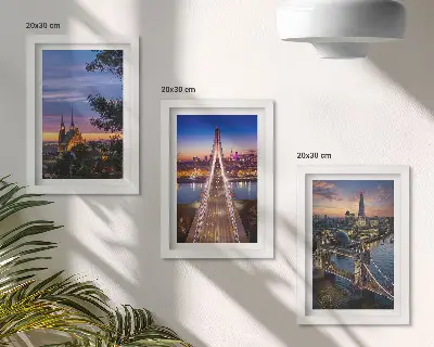 Moderne billedsæt udsigt over byen med broer og solnedgang