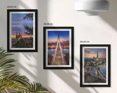 Moderne billedsæt udsigt over byen med broer og solnedgang