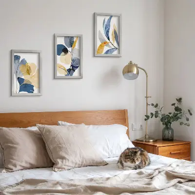 Billedvæg med plantemotiver i akvarelstil