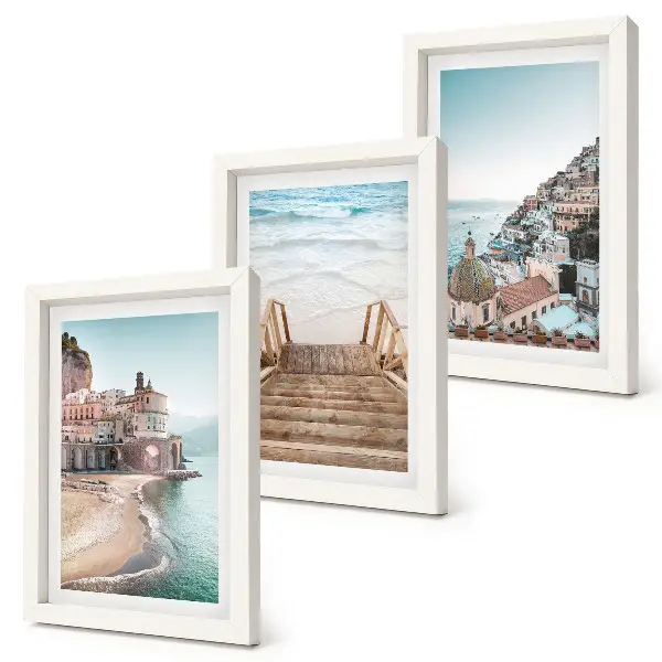 Billedvæg med sommerpastelmotiver af arkitektur ved havet og strand
