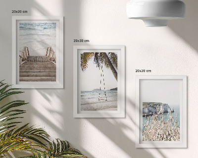 Moderne billedsæt Strand med trætrapper og gynge ved havet