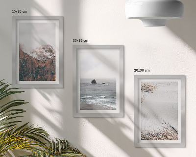 Pakke med billeder og rammer Bjerge, skyer, hav og sand i naturlige nuancer