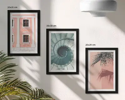 Billedvæg med pastelfarvet arkitektur og spiralmønstre