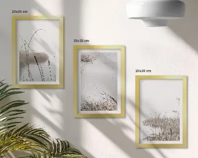 Billedvæg med motiv af vandplanter og sarte sommerudsigter
