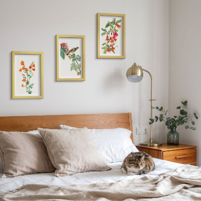Pakke med billeder og rammer Malede retro blomster og en fugl på en gren
