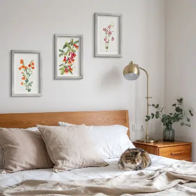 Billedvæg med vintage retro blomstermaleri