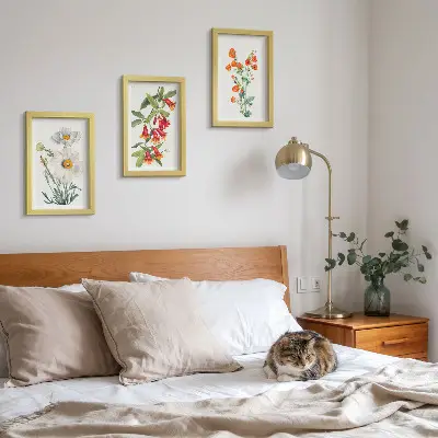 Moderne billedsæt med retro vintage blomsterkompositioner