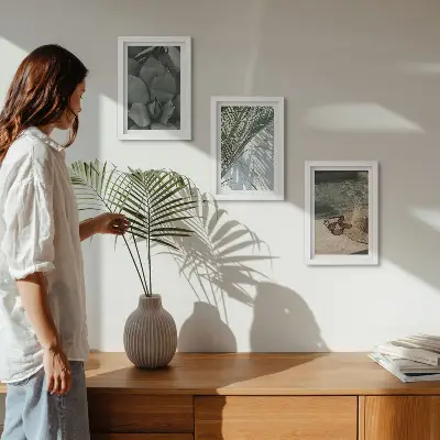 Moderne billedsæt med tropiske planter og sommerferiedetaljer
