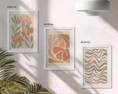 Billeder og rammer med pastelblomster og abstrakte mønstre
