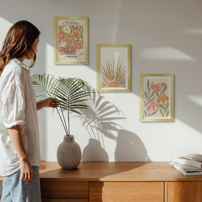 Pakke med billeder og rammer Blomster i pastelfarver med solstråler