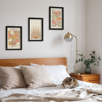 Pakke med billeder og rammer Blomster i pastelfarver med solstråler
