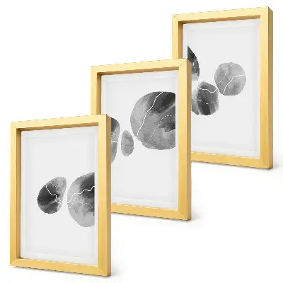 Billedvæg med abstrakt minimalistisk maleri med malingspletter