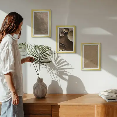 Billeder og rammer med stenstrukturer i moderne minimalistisk stil