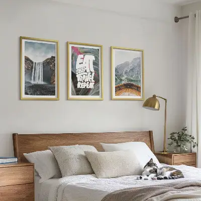Triptykon billeder med ramme med motiv af vandfald, bjerge, natur og båd