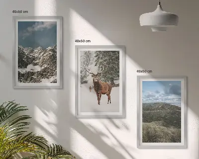 Billedvæg med naturmotiv landskab med bjerge, sne, hjorte og skov