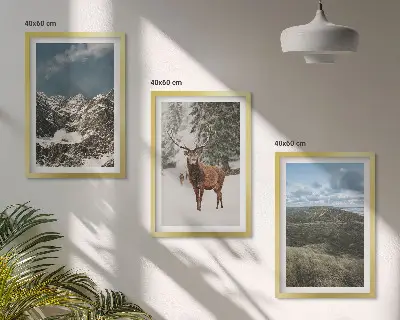 Billedvæg med naturmotiv landskab med bjerge, sne, hjorte og skov
