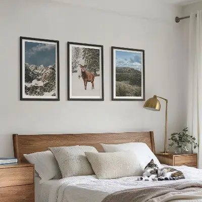 Billedvæg med naturmotiv landskab med bjerge, sne, hjorte og skov