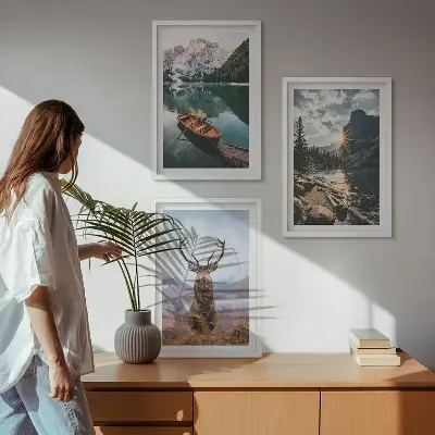 Billedsæt til soveværelse med motiv af bjergsø, båd, solnedgang og hjorte