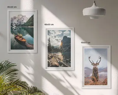 Billedsæt til soveværelse med motiv af bjergsø, båd, solnedgang og hjorte