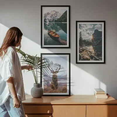 Billedsæt til soveværelse med motiv af bjergsø, båd, solnedgang og hjorte