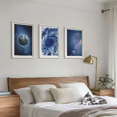Triptykon billede med ramme motiv af galakse i rummet