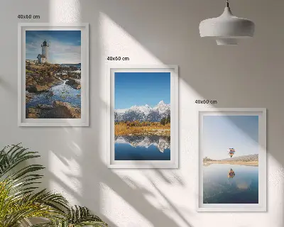 Triptykon med ramme billeder med motiv af natur fyrtårn bjerge og ballon