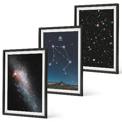 Triptykon med ramme motiv af galakse i Vægtens stjernetegn