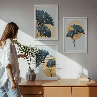 Triptyk med ginkgo blade billeder med lys baggrund og ramme
