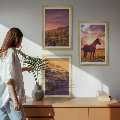 Billedsæt til soveværelset med motiv af bjerglandskab og hest