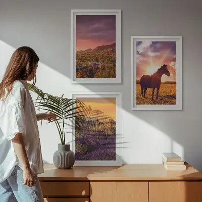 Billedsæt til soveværelset med motiv af bjerglandskab og hest