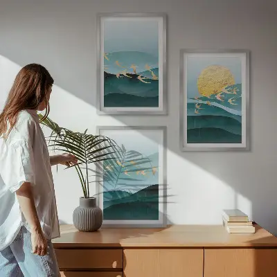 Triptyk af abstrakte solnedgangslandskaber med ramme