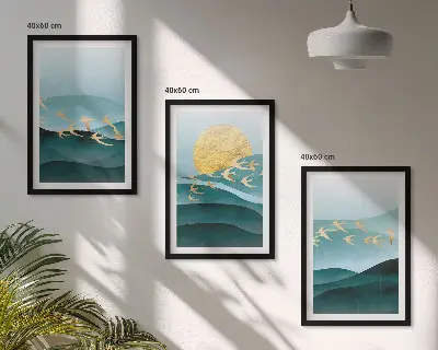Triptyk af abstrakte solnedgangslandskaber med ramme