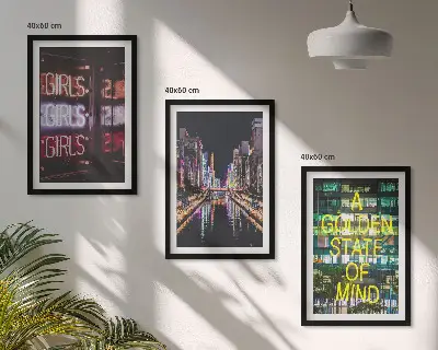 Neonskilte på floden om natten billedvæg med inspiration