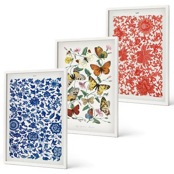 Triptykon med vintage blomster og sommerfugle billeder med ramme