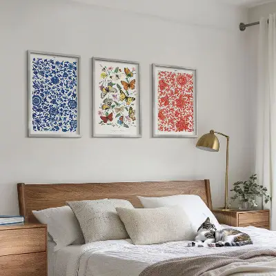 Triptykon med vintage blomster og sommerfugle billeder med ramme