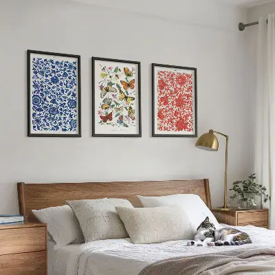 Triptykon med vintage blomster og sommerfugle billeder med ramme