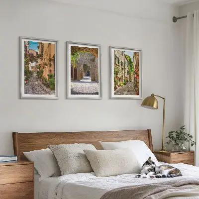 Billedsæt til soveværelset med italiensk gade- og blomsterarkitektur