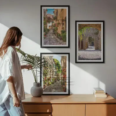 Billedsæt til soveværelset med italiensk gade- og blomsterarkitektur
