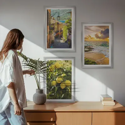 Billedsæt til soveværelset med motiver af gader, hav, strand og citrustræer