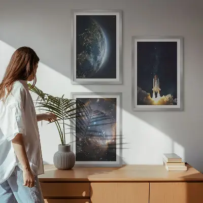 Billedsæt til soveværelset med motiv af rummet, jorden, raket og galakse