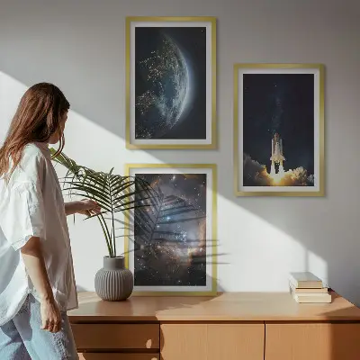Billedsæt til soveværelset med motiv af rummet, jorden, raket og galakse