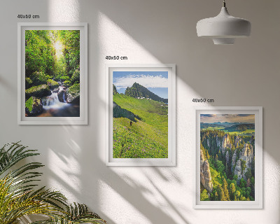 Billedvæg inspiration Grønne bjerge vandfald skov